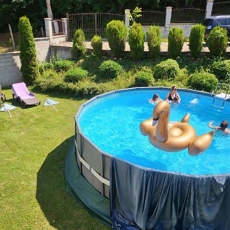 Двете Къщи В Планината Villa Beli Osŭm Dış mekan fotoğraf