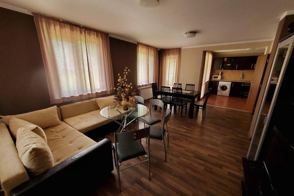 Двете Къщи В Планината Villa Beli Osŭm Dış mekan fotoğraf