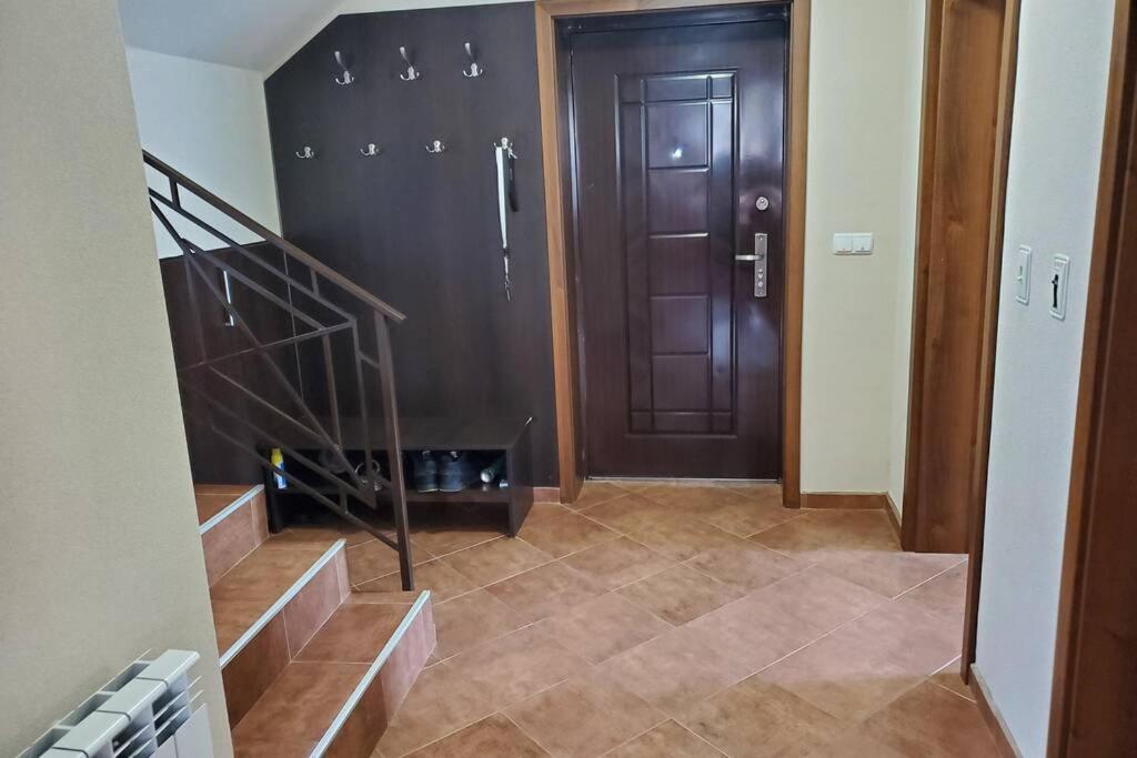 Двете Къщи В Планината Villa Beli Osŭm Dış mekan fotoğraf